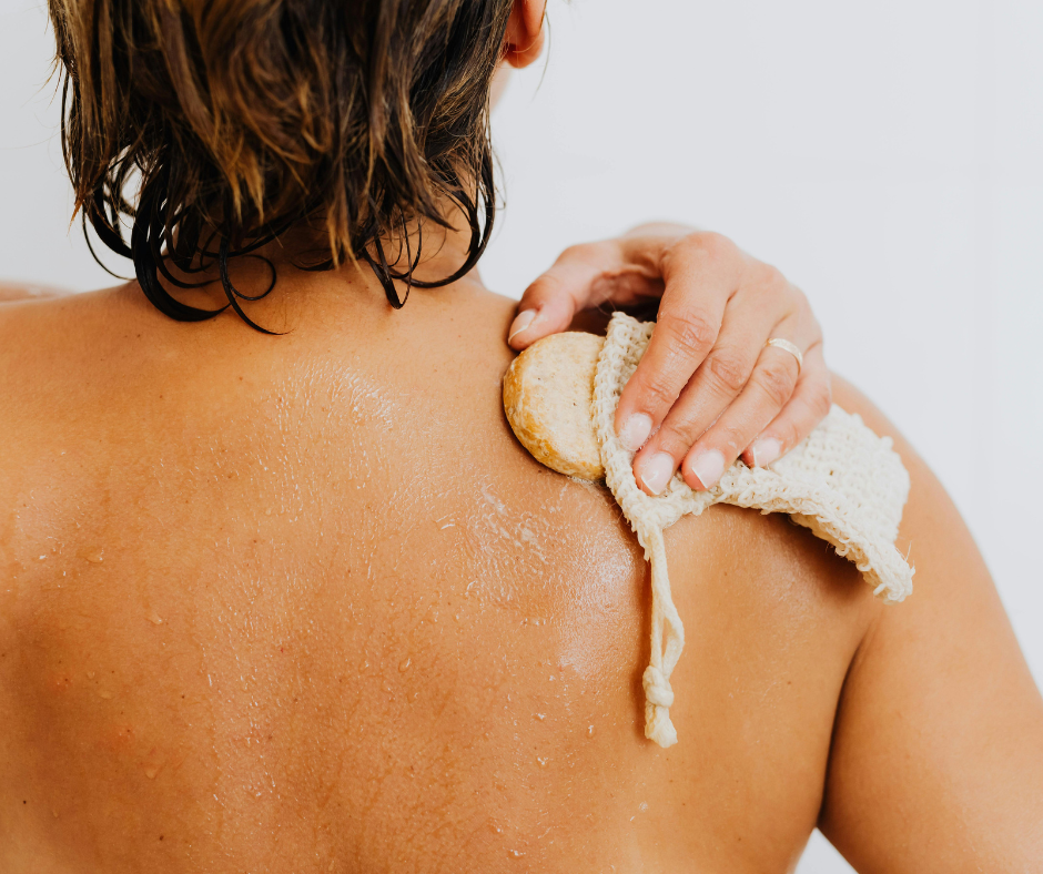 Exfoliant naturel à la poudre de noyaux d'abricots