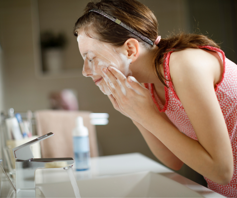 SAVON DES FAMILLES AU LAIT DE CHEVRE